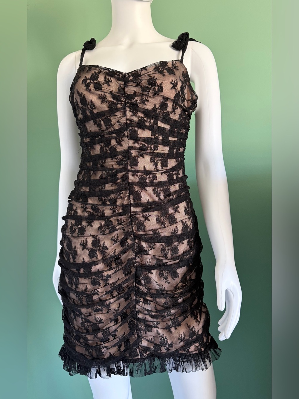 Lulu's Be Mine Forever Black Floral Lace Ruched Bodycon Dress